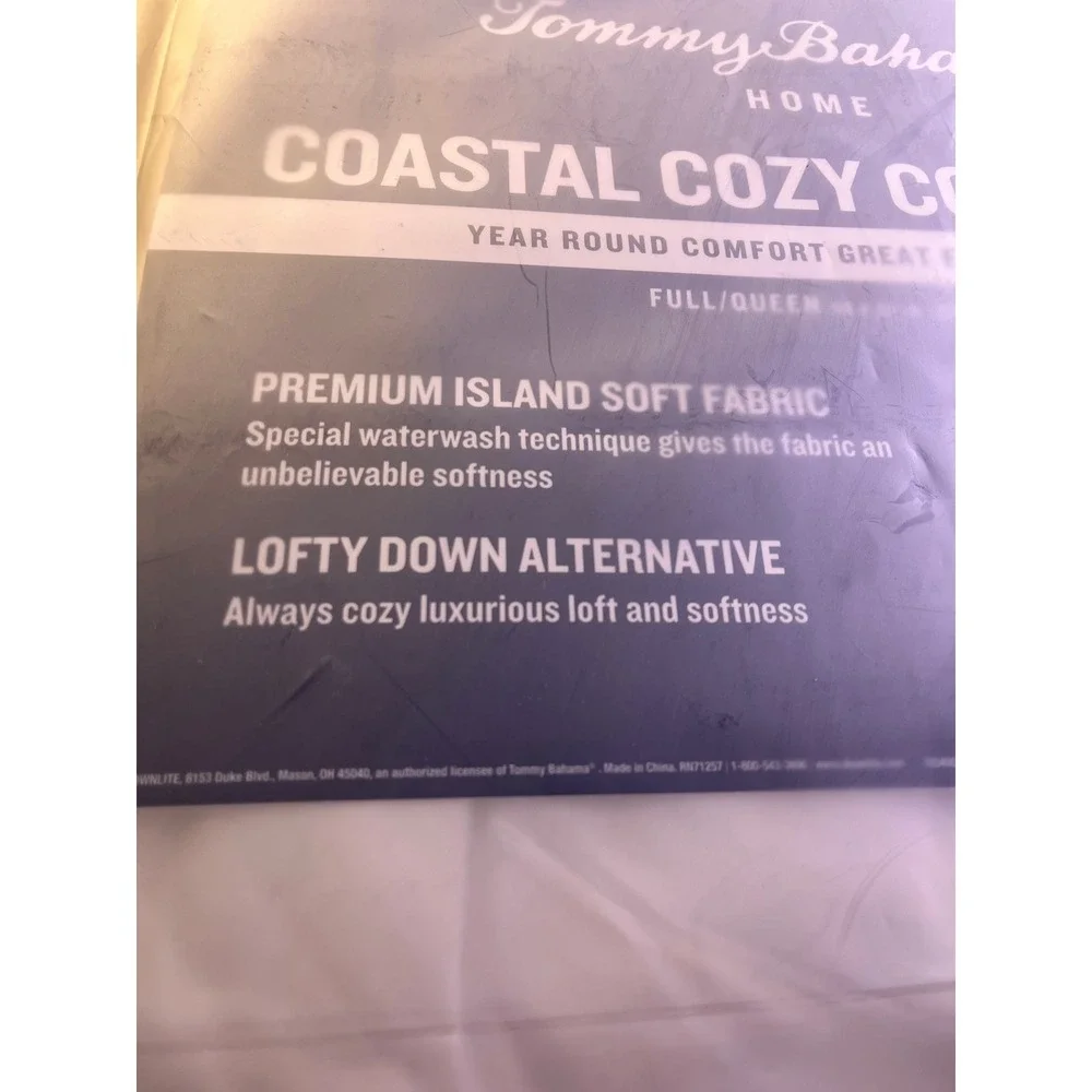 Tommy Bahama Coastal Cozy Comforter F/Q White NEW Tropical Down Alternative